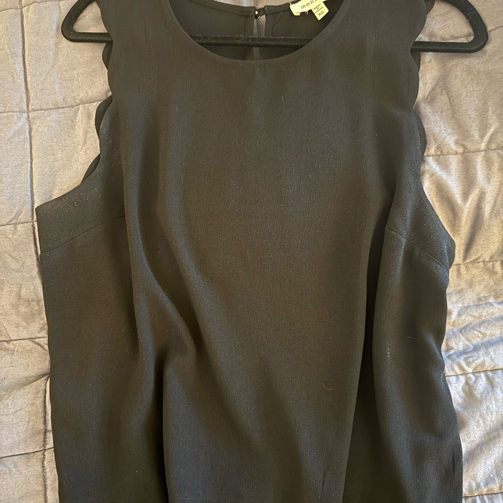 Monteau Elegant Black Sleeveless Top